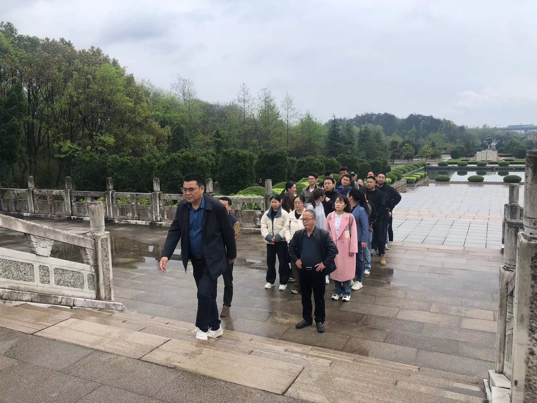 緬懷革命先輩、賡續(xù)紅色血脈——遠通檢測赴獨秀園追尋紅色記憶